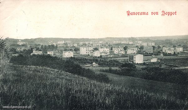 Widok na Dolinę Owczą ze Wzgórza Poziomkowego, przed jej zabudową pod koniec XIX w., zdjęcie z ok. 1895 r. (MM), za: www.dawnysopot.pl. Widok na Dolinę Owczą ze Wzgórza Poziomkowego, przed jej zabudową pod koniec XIX w., zdjęcie z ok. 1895 r. (MM), za: www.dawnysopot.pl.